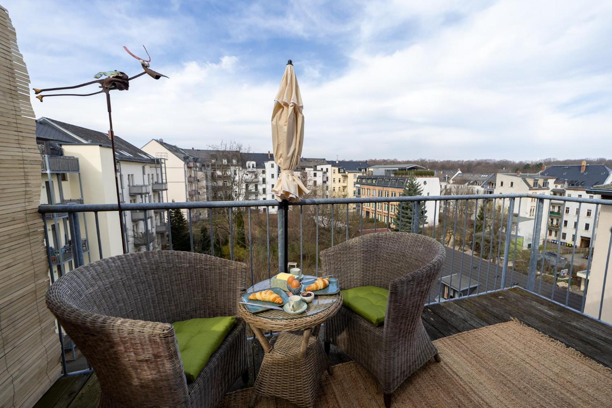 קמניץ Schlossberg-Domizil Mit Weitblick - Arbeitsplatz, Balkon, Netflix, Badewanne & Yogamatte מראה חיצוני תמונה